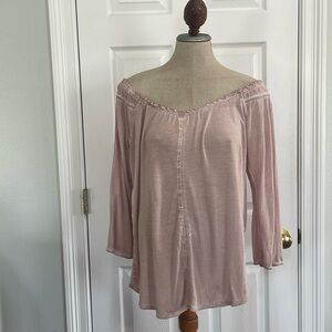Crosby off the shoulder bohemian super soft distressed pink women’s size L